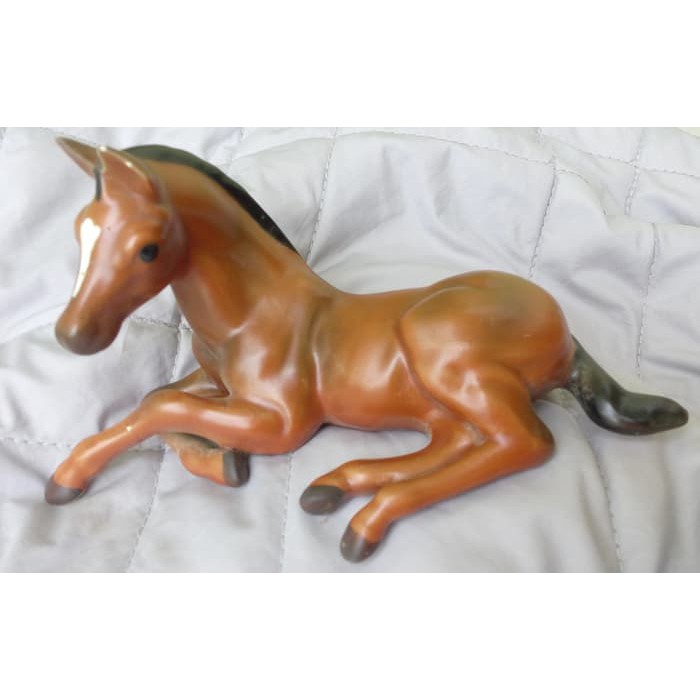 F003 - Pajangan Keramik Kuda Duduk Coklat | Shopee Indonesia