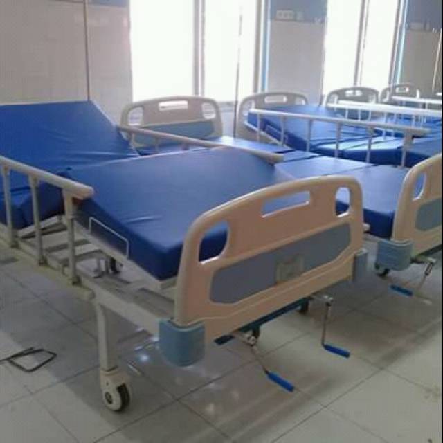 Jual Alat rumah sakit murah ranjang pasien / Bed 2 Crank [ABS]  Indonesia|Shopee Indonesia