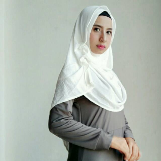 Jual Exclusive Pasmina Instan Warna Putih Tulang Indonesia|Shopee Indonesia