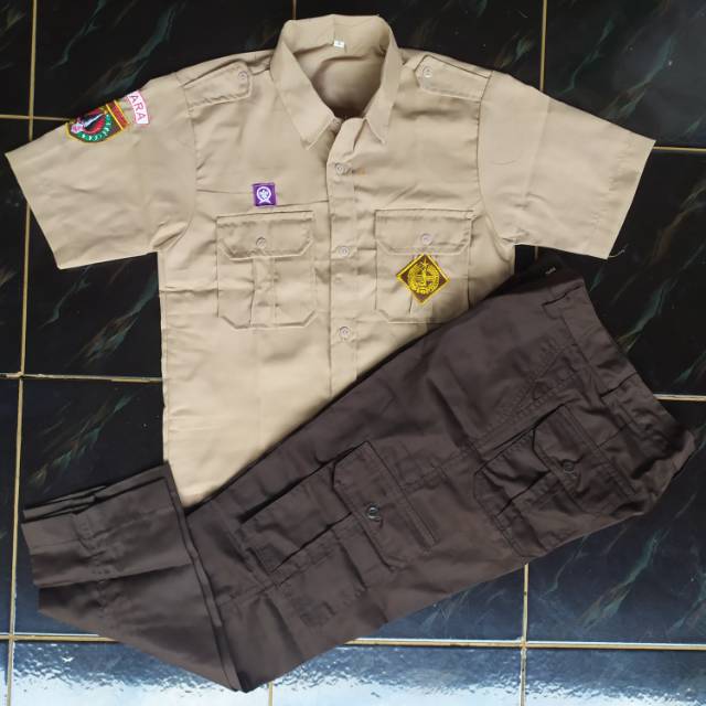 Jual Seragam Pramuka Saku Kempol untuk SMP Indonesia|Shopee Indonesia