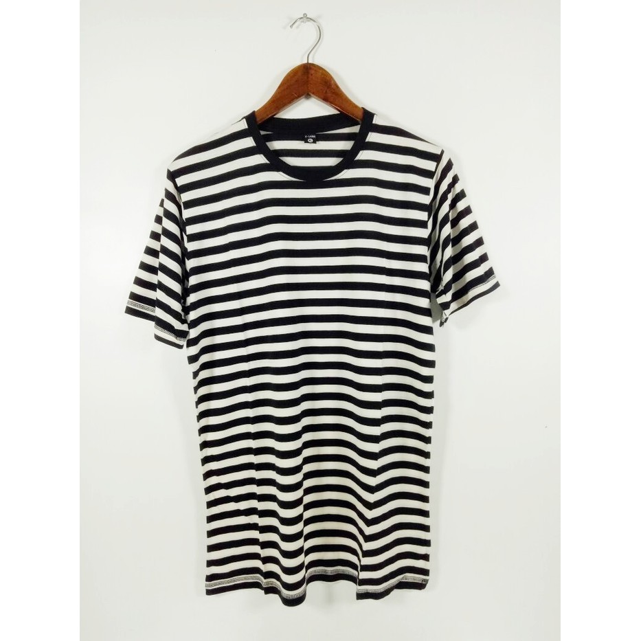 Jual Kaos Polos Distro Salur Belang Hitam Putih / Striptee Strip Garis Hitam Putih Indonesia|Shopee Indonesia 933_X_933_jpg