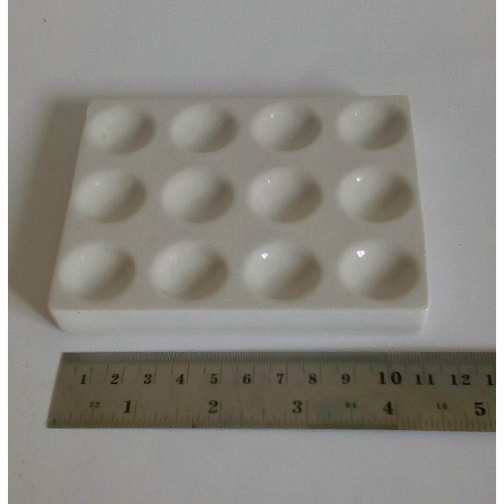 Plat Tetes 12 Lubang Porselen Laboratorium - Dropping Plate Porcelain Lab  Kimia | Shopee Indonesia