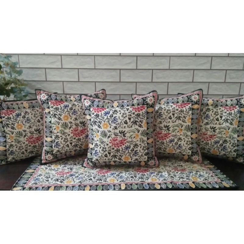 set sarung bantal kursi sofa warna hijau tua putih uk 40*40 isi 5 SBK + 1  taplak | Shopee Indonesia