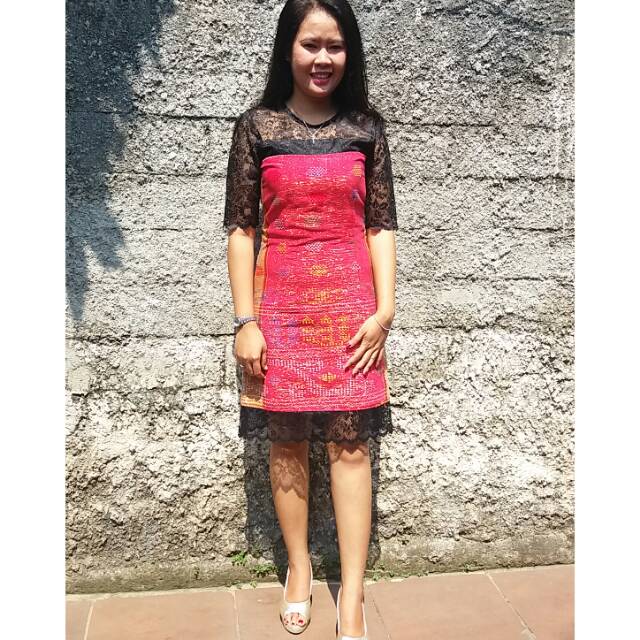 Lihat ide lainnya tentang model pakaian, wanita, pakaian wanita. 31 Model Baju Dress Dari Ulos Batak, Ide Terbaru!