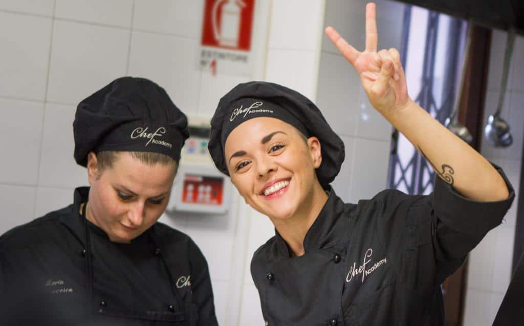 Corsi Legalmente Riconosciuti Di Cuoco, Aiuto Cuoco, Pizzaiolo, Barman, Gelatiere E Pasticcere - Chef Academy 638_x_1024_jpg