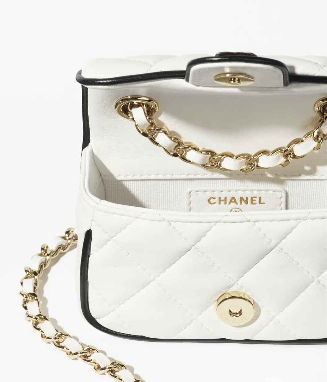 CLUTCH WITH CHAIN White & Black