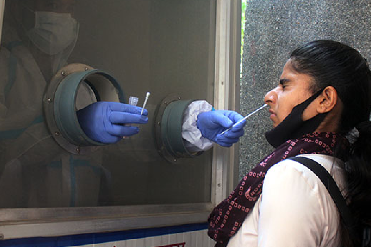 एमपी में कोरोना के नए आंकड़े ने मचाया हड़कंप, रोजाना 4 से 5 नए positive मरीज, अस्पताल में जांच किट गायब | MP News no test kit in gwalior district hospital even after 4-5 Corona Positive Cases coming everyday