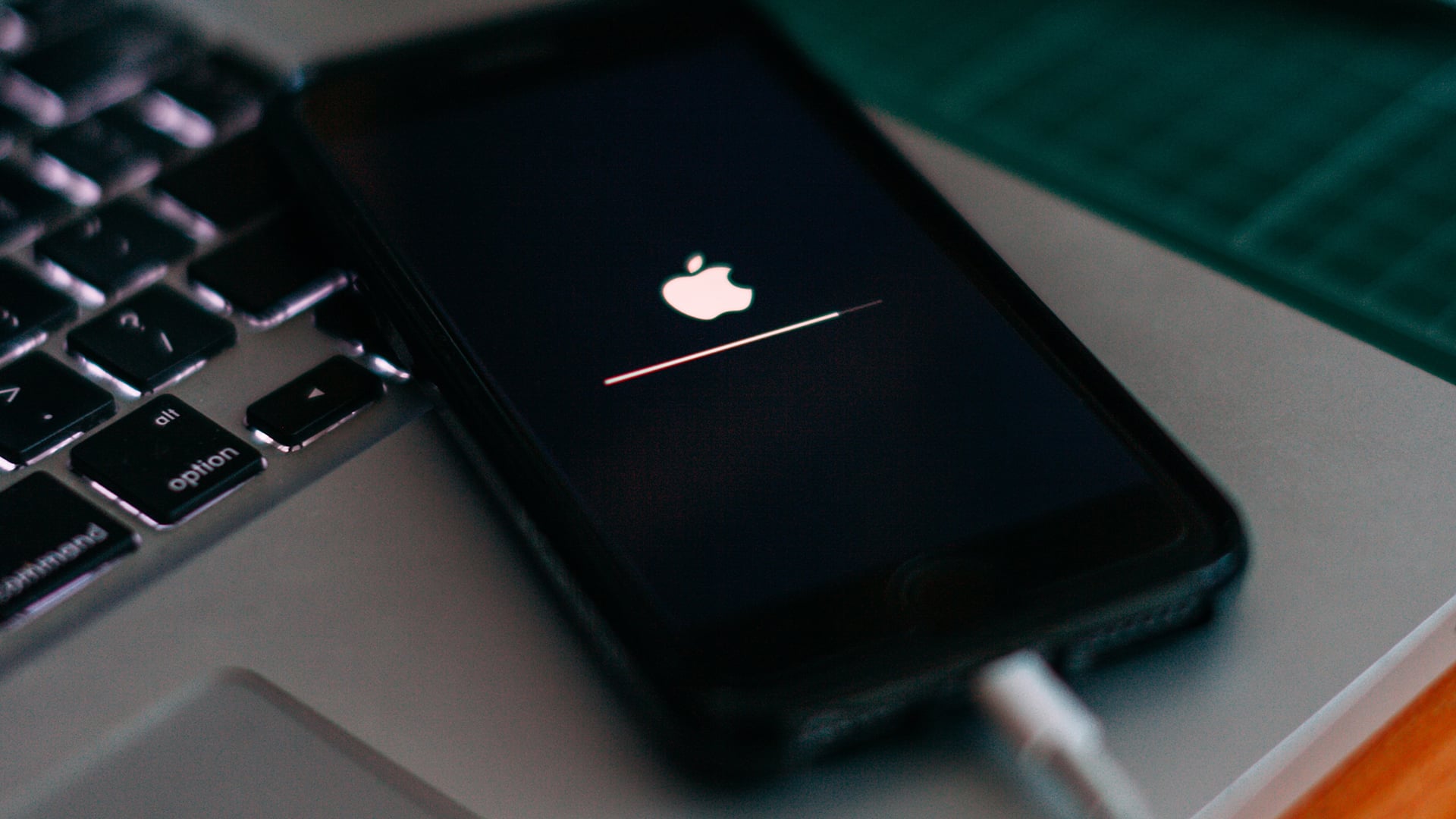 iPhone Stuck Logo: Penyebab, Solusi, dan Pencegahan