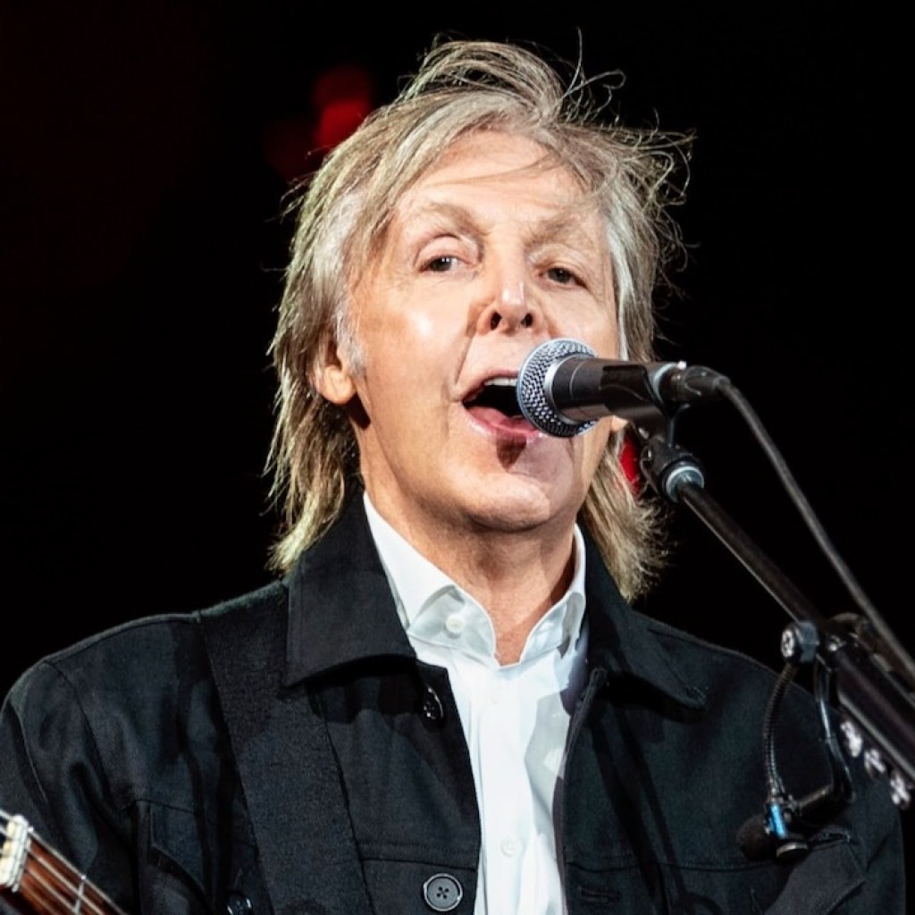 Paul McCartney Performs “Assist!” For the First Time in 35 Years