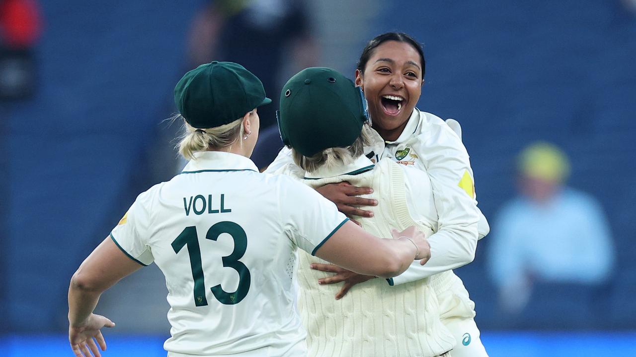 Australia vs England, Ashes Test, MCG, who is Alana King, what is Alana King’s best Test match figures, what is the score in the women’s Test between England and Australia, who top-scored for England, news, analysis