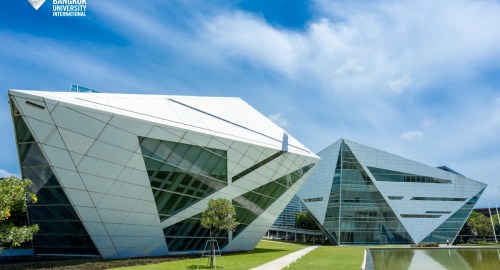 Young Achiever Scholarship 2025 at Bangkok University, Thailand