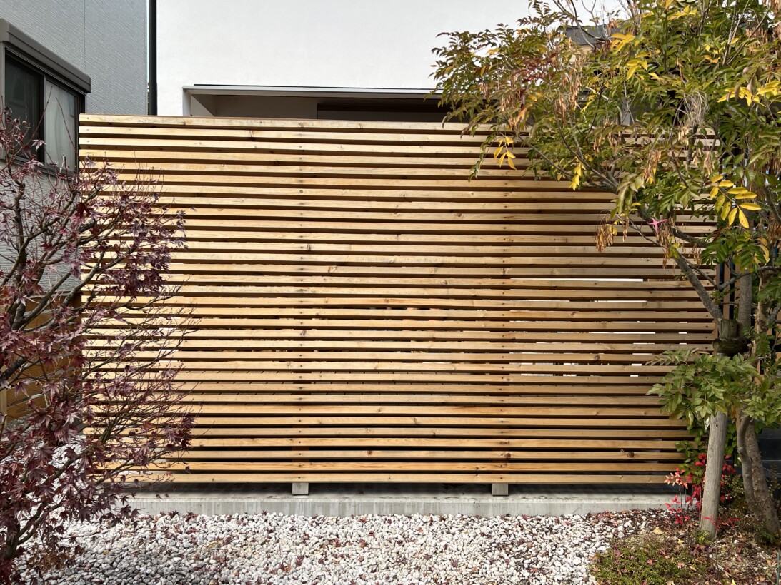 木製ウッドデッキやルーバーのメンテナンス方法。｜スタッフブログ｜四国中央市・新居浜市の新築一戸建て・注文住宅なら｜クリエイト伸