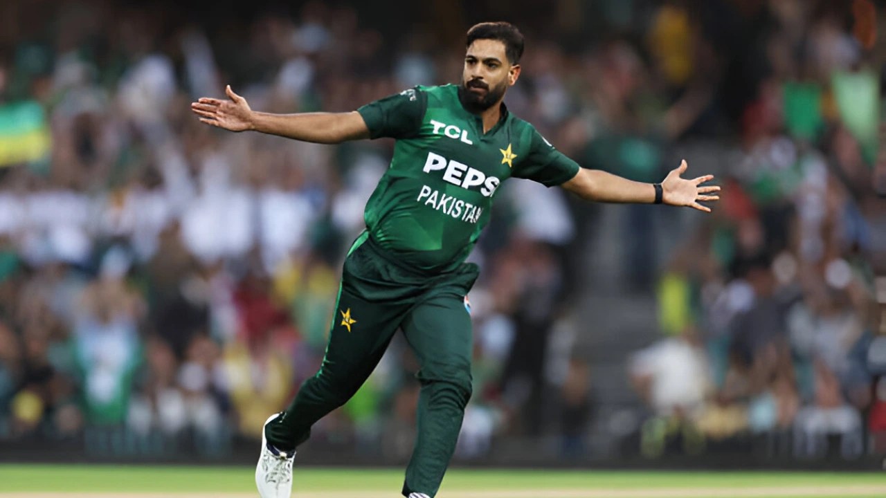 Haris Rauf breaks silence on Mike Hesson dropping him from Pakistan's T20 World Cup squad Haris Rauf breaks silence on Mike Hesson dropping him from Pakistan's T20 World Cup squad
