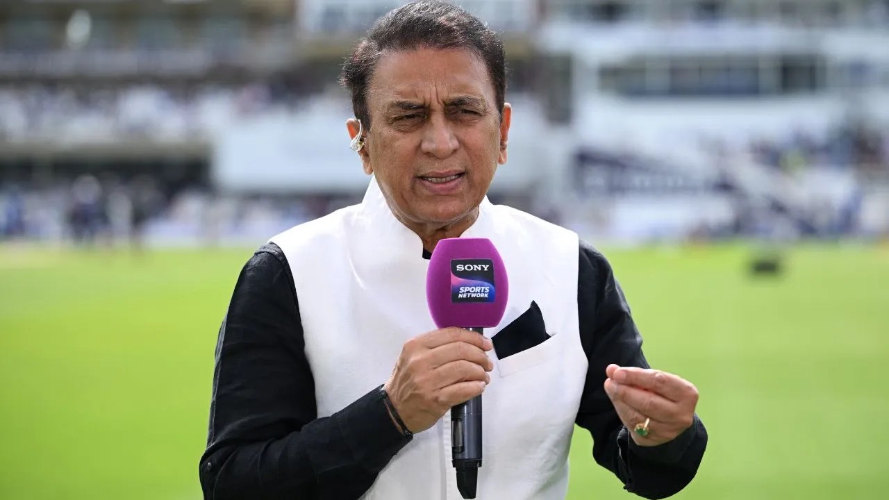 Jaundiced folks: Sunil Gavaskar hits again at Nasser Hussain
