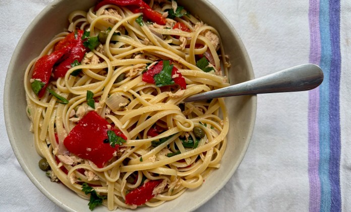 A Basic Pantry Pasta for Again-to-Faculty Season