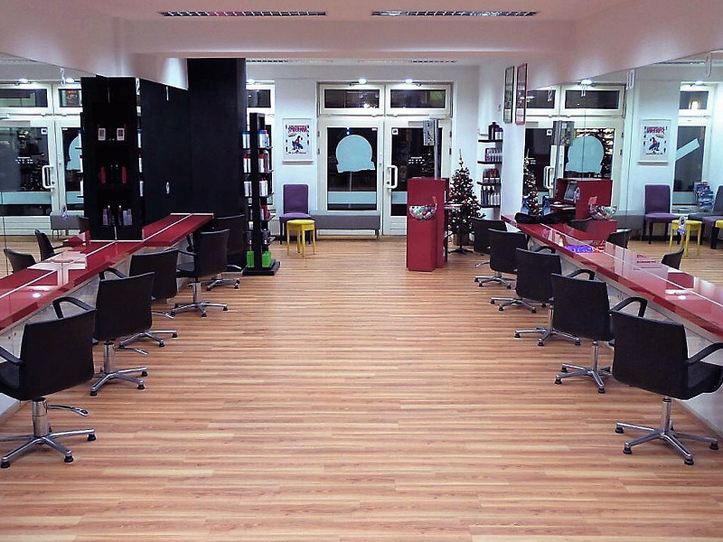 FILIALEN Cutman Friseur in Berlin