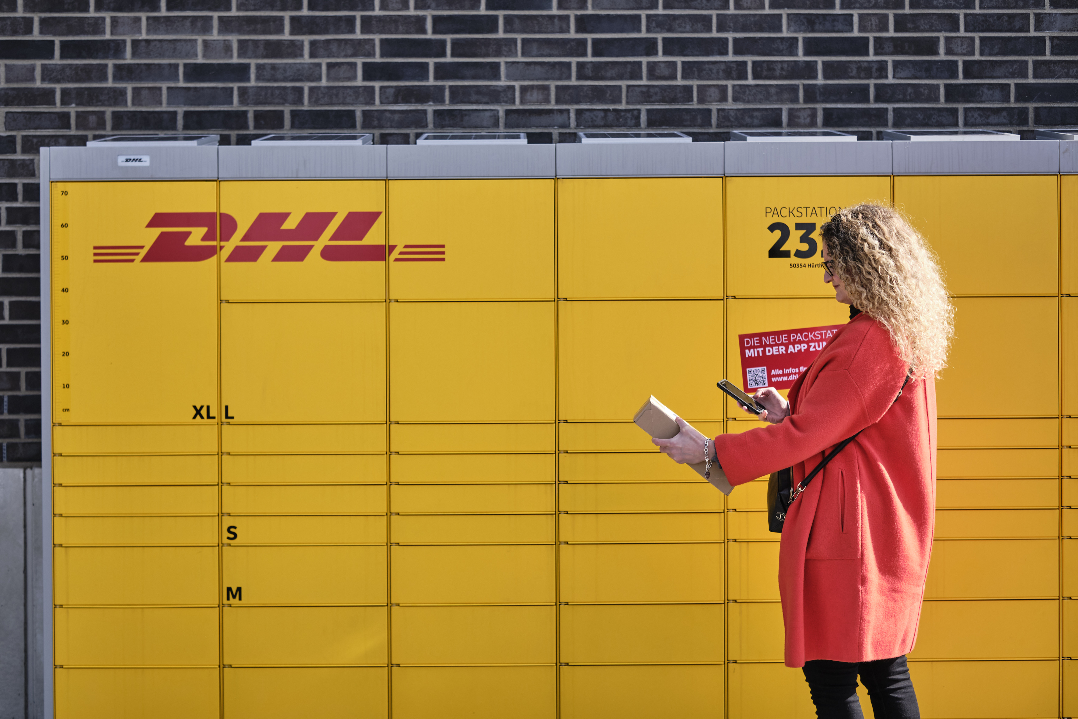 Deutsche Post Dhl Wirbt Polnische Mitarbeiter An Trans Info