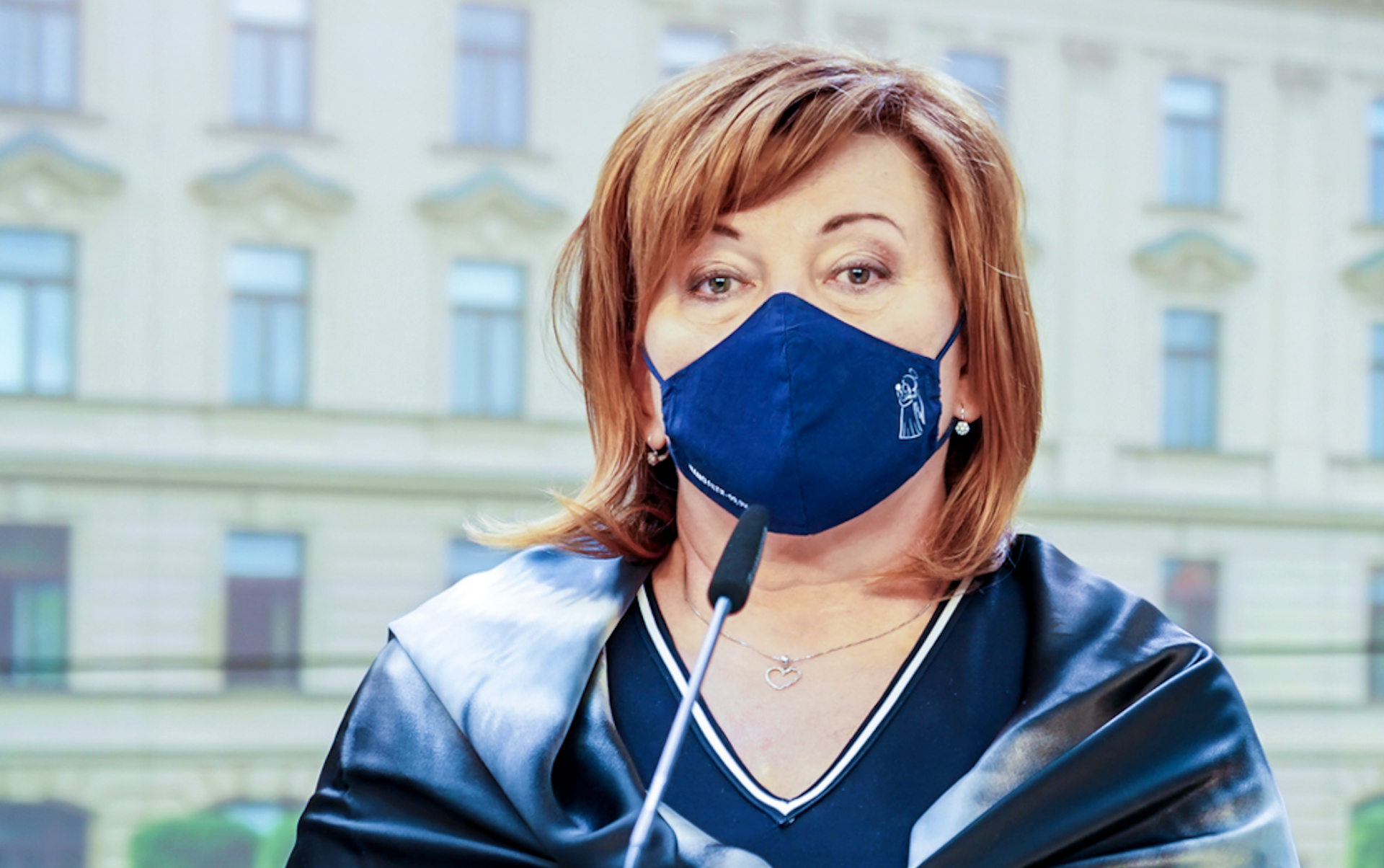 Komentar Nebudte Slusni Reknete Jmena Ceska Vlada Potrebuje Stin Seznam Zpravy