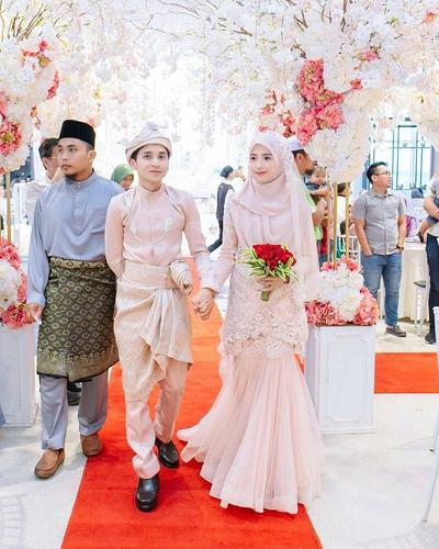 30 Model  Baju  Akad  Nikah  Malaysia Fashion Modern dan 