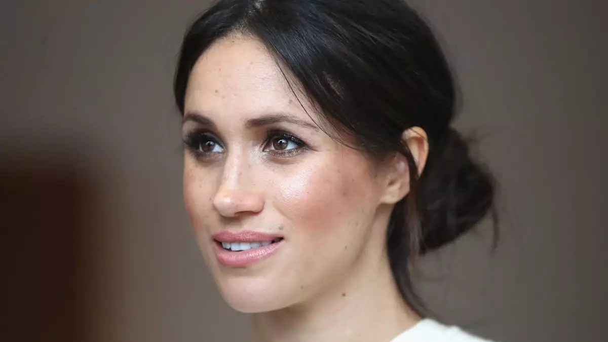 Effortlessly Stylish: Meghan Markle’s Impact on Contemporary Fashion