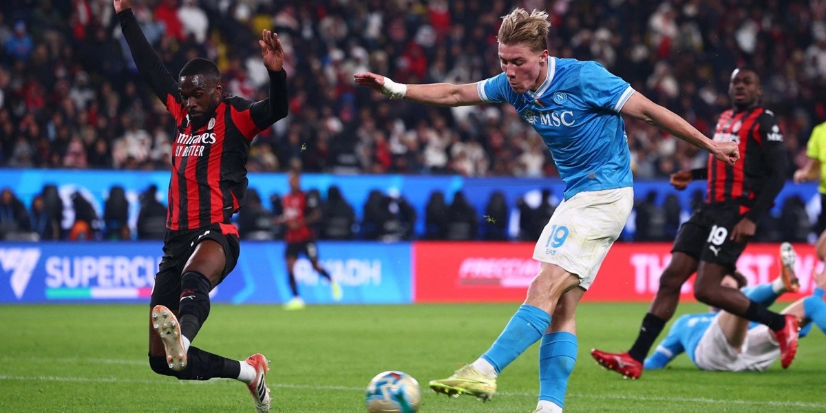 Napoli Menjaga Asa di Tengah Realita Ketatnya Perburuan Gelar