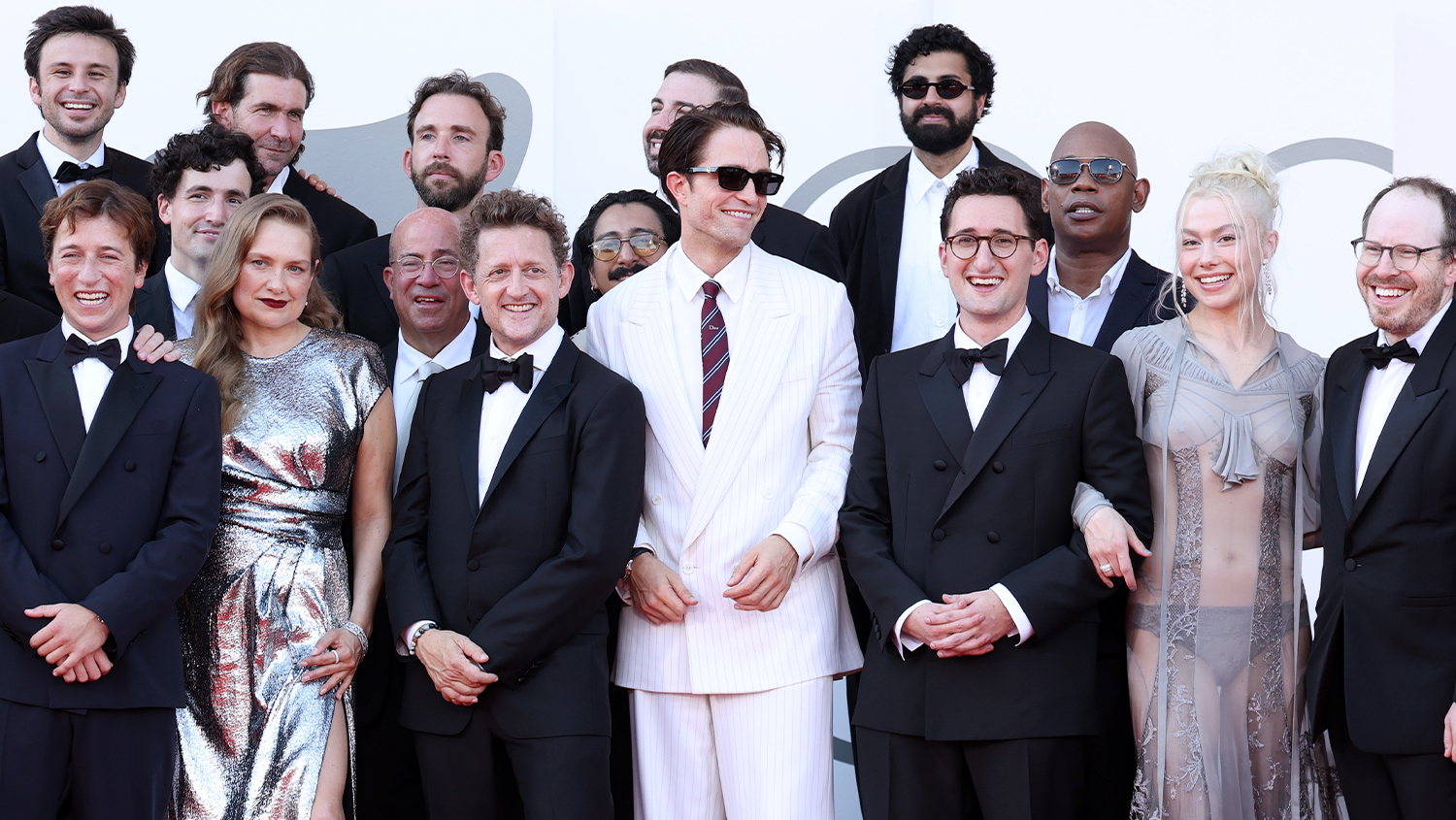 A24’s ‘Primetime’, Starring Robert Pattinson As Chris Hansen, Lands 9-Minute Ovation At Venice World Premiere A24’s ‘Primetime’, Starring Robert Pattinson As Chris Hansen, Lands 9-Minute Ovation At Venice World Premiere