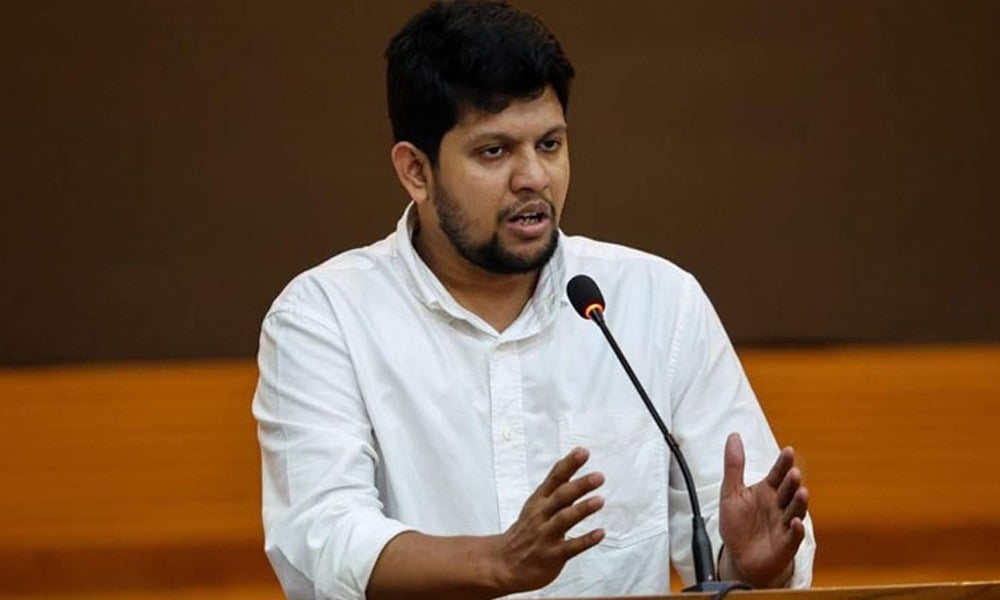 তথ্য উপদেষ্টা মাহফুজ আলম পদত্যাগ করলে রামগঞ্জ-১ আসনে প্রার্থী হবেন বলে জানিয়েছেন ভাই মাহবুব আলম