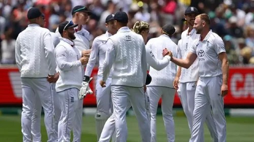 অ্যাশেজের শেষ টেস্টের জন্য সতর্ক ইংল্যান্ডের ১২ জনের দল ঘোষণা