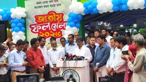 বিলুপ্তপ্রায় দেশীয় ফল চাষে কৃষকদের উৎসাহিত করার উদ্যোগ