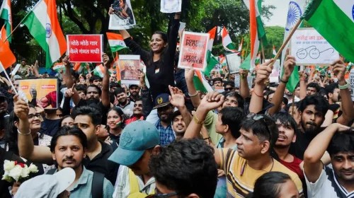 প্রশ্নফাঁস রোধে ভারতের পার্লামেন্টে নতুন বিল পাস, সর্বোচ্চ সাজা ১০ বছর ও মোটা অংকের জরিমানা