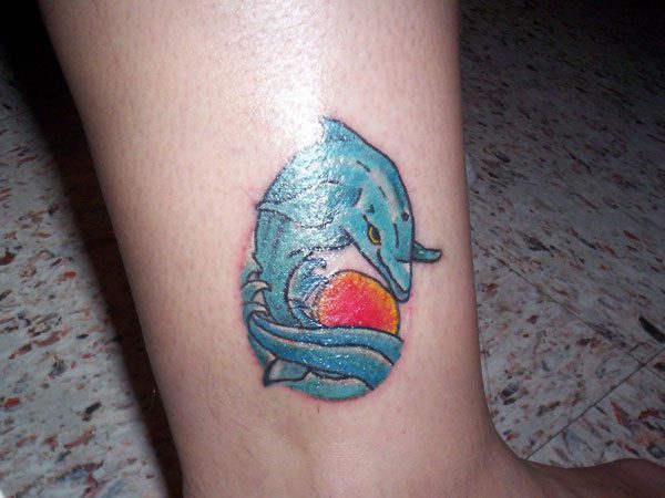 30 Superb Dolphin Tattoos - Slodive 450_x_600_jpg