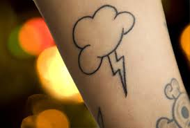 24 Cool Lightning & High Voltage Tattoos – Desiznworld 185_x_273_jpg