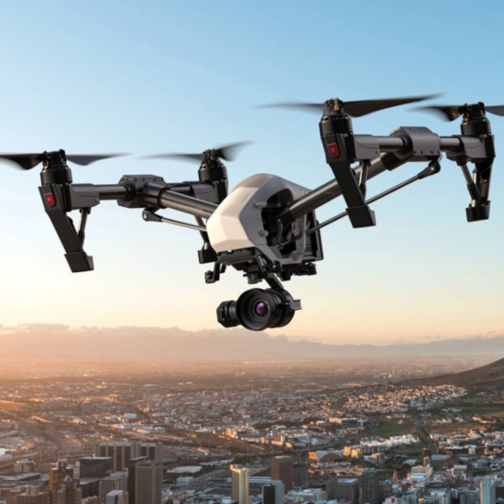 Exploring the Skyline: A Guide to Flying Drones in New York