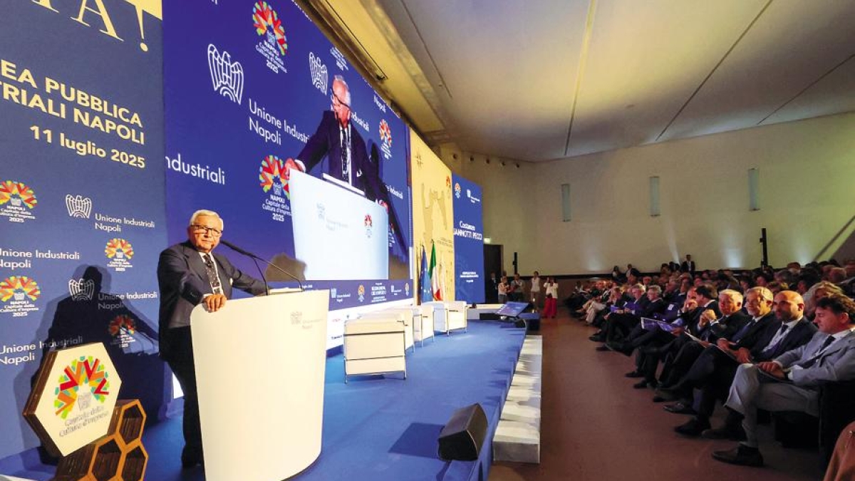 Jannotti Pecci non si sbilancia ma i fan insistono: la candidatura fantasma continua a mietere tappezzate di messaggi