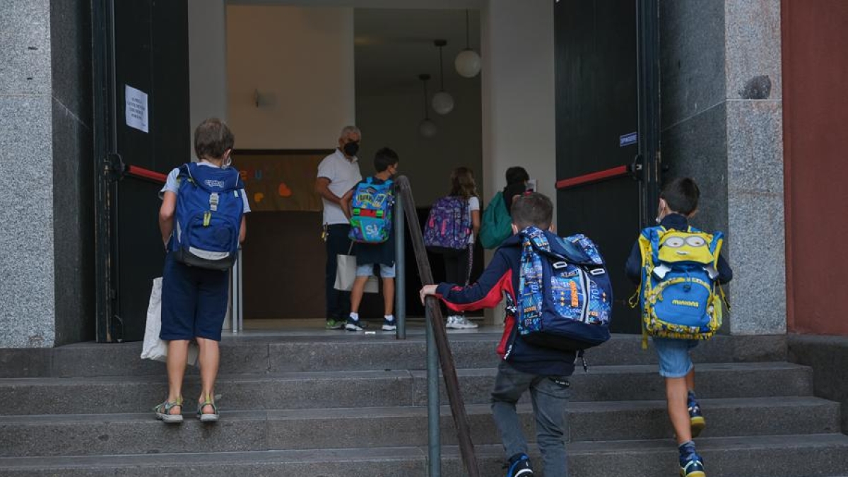 Trentino e le elementari a luglio: sindacati in rivolta, Fugatti faccia la voce grossa ma anche il buon senso