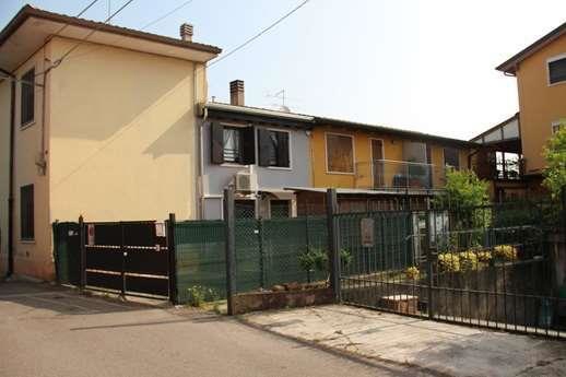 Asta giudiziaria Abitazione di tipo civile Frazione Cadidavid – Via Barrucchella n. 18, Verona VR