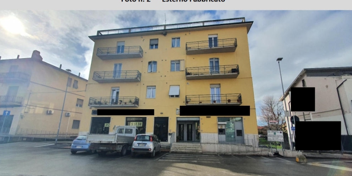 Asta giudiziaria Magazzino P.za Kennedy 34 60025 Villa Musone AN Italia, Loreto AN