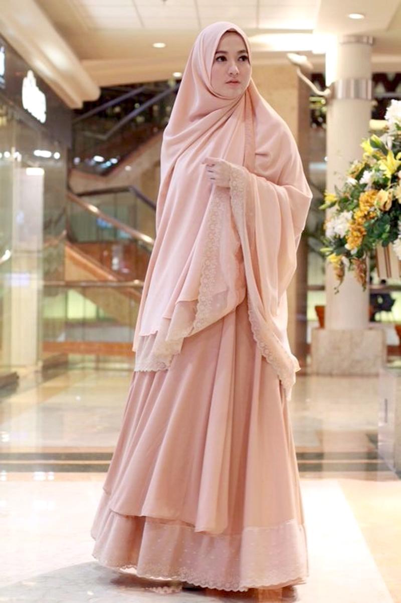 30 Model Gamis Kondangan Syari Fashion Modern dan 30 Model Gamis Kondangan Syari Fashion Modern dan
