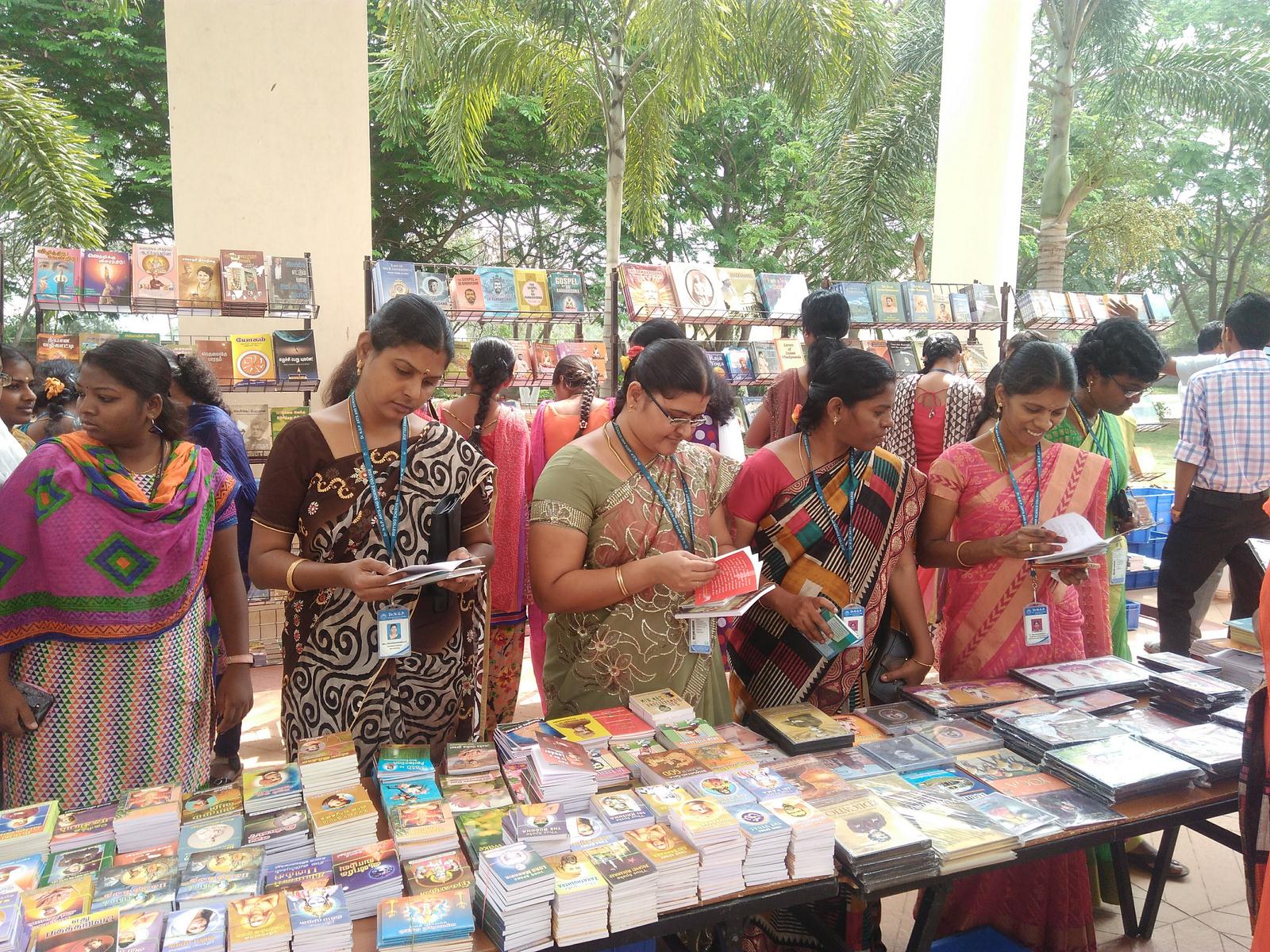 Drngpasclibrary Licensed For Non Commercial Use Only Dr Ngp Arts And Science College Library