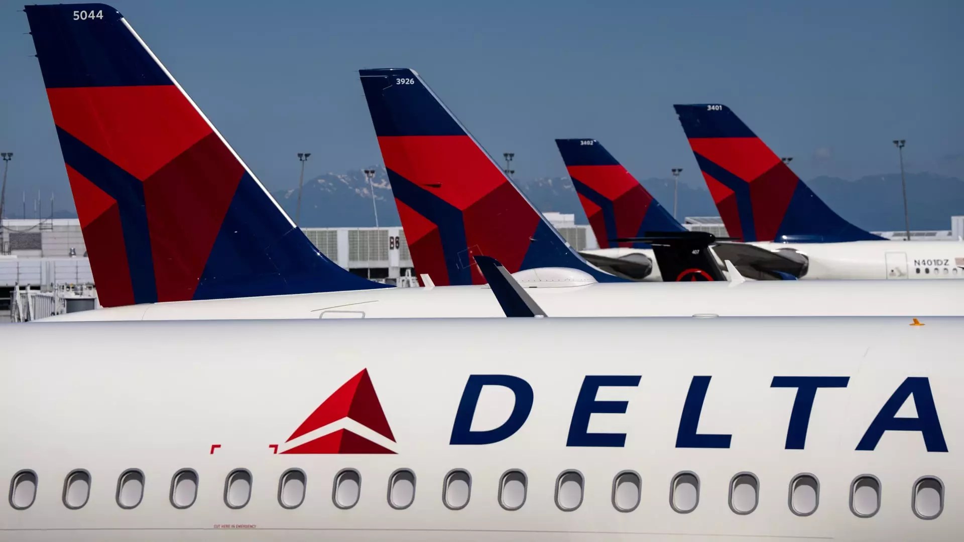 40% Drop in Delta’s Forecast: The Air Travel Industry’s Wake-Up Call