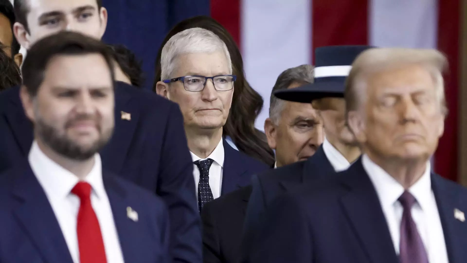 The 6% Drop: Apple’s Tariff Tumult and the Fragility of Tech Stocks