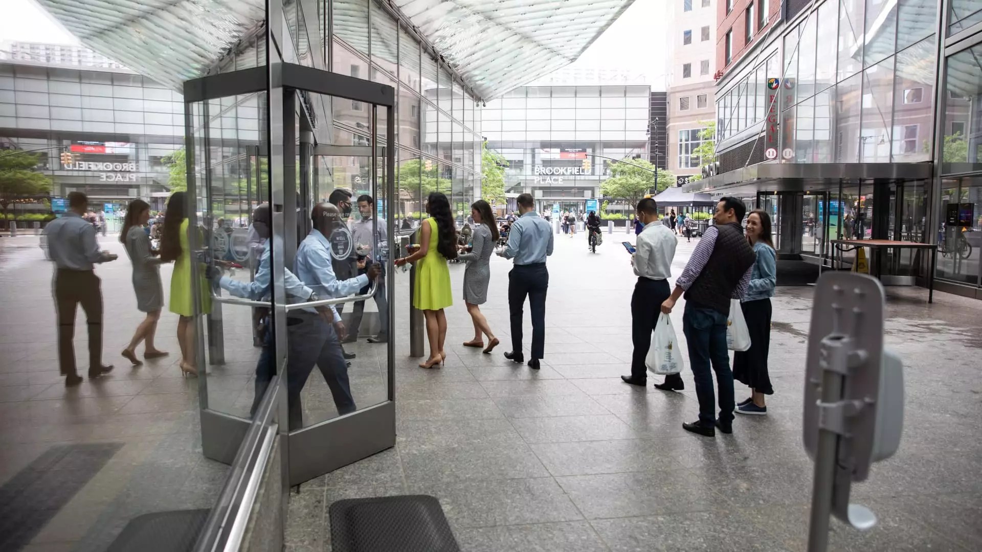 350 Tariffs and Growing: The Rising Fear of Economic Turmoil in 2025