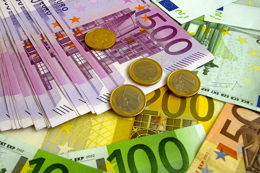 Contributo fino a 4.000 euro per punti vendita non esclusivi di quotidiani nei comuni senza edicole