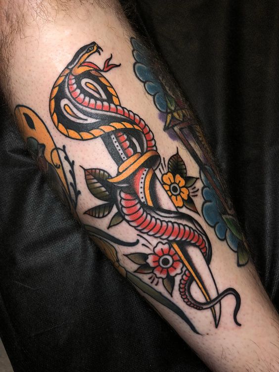 Il Significato Dei Tatuaggi: Il Pugnale 752_x_564_jpg
