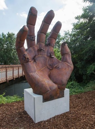 De Hand Van Eigenbilzen