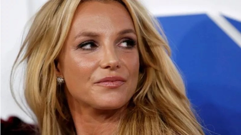 Britney Spears avala enojada a las acusaciones de su exmarido