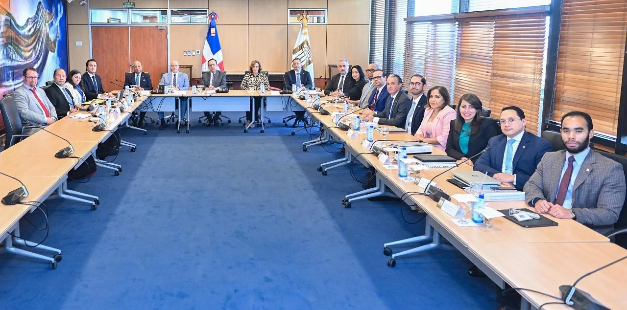 FMI proyecta recuperación económica de República Dominicana en 2025 y crecimiento de 4.5% en 2026 FMI proyecta recuperación económica de República Dominicana en 2025 y crecimiento de 4.5% en 2026