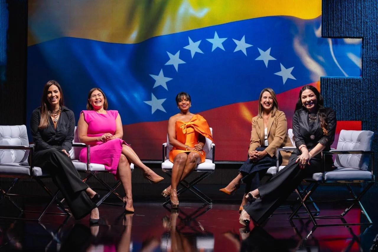 Migrantes cuenta las historias de éxito de las comunicadoras venezolanas en la televisión dominicana