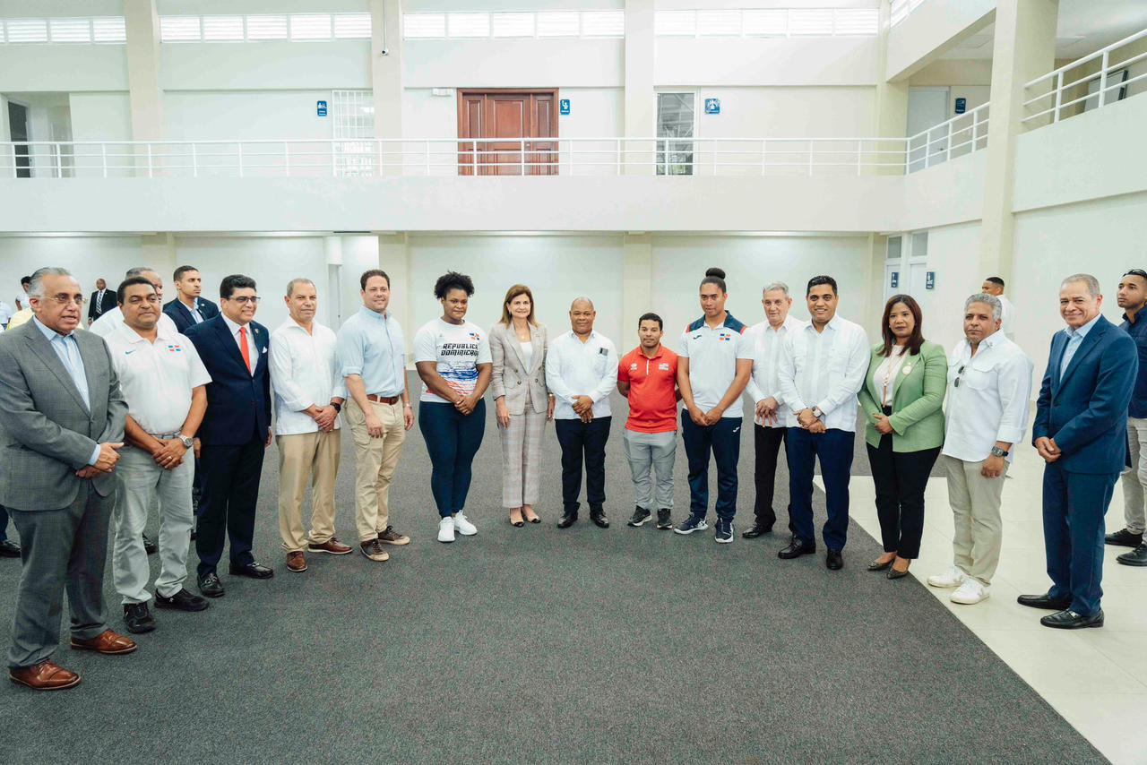 Gobierno entrega Pabellón de Halterofilia Dr. José Joaquín Puello en el Parque del Este