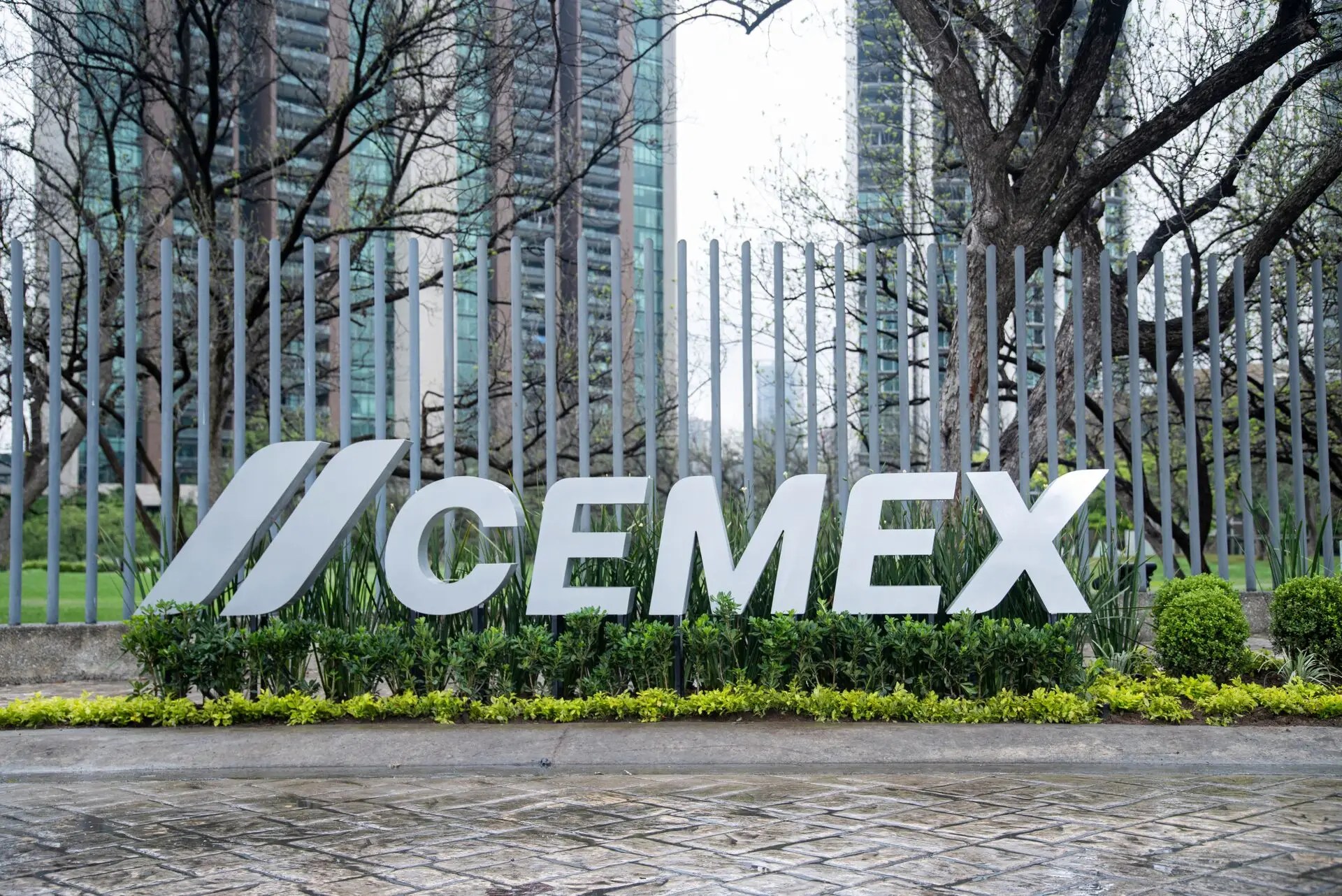 Cemex vende su factoría de cemento en Panamá por US0 millones al Montón Sino